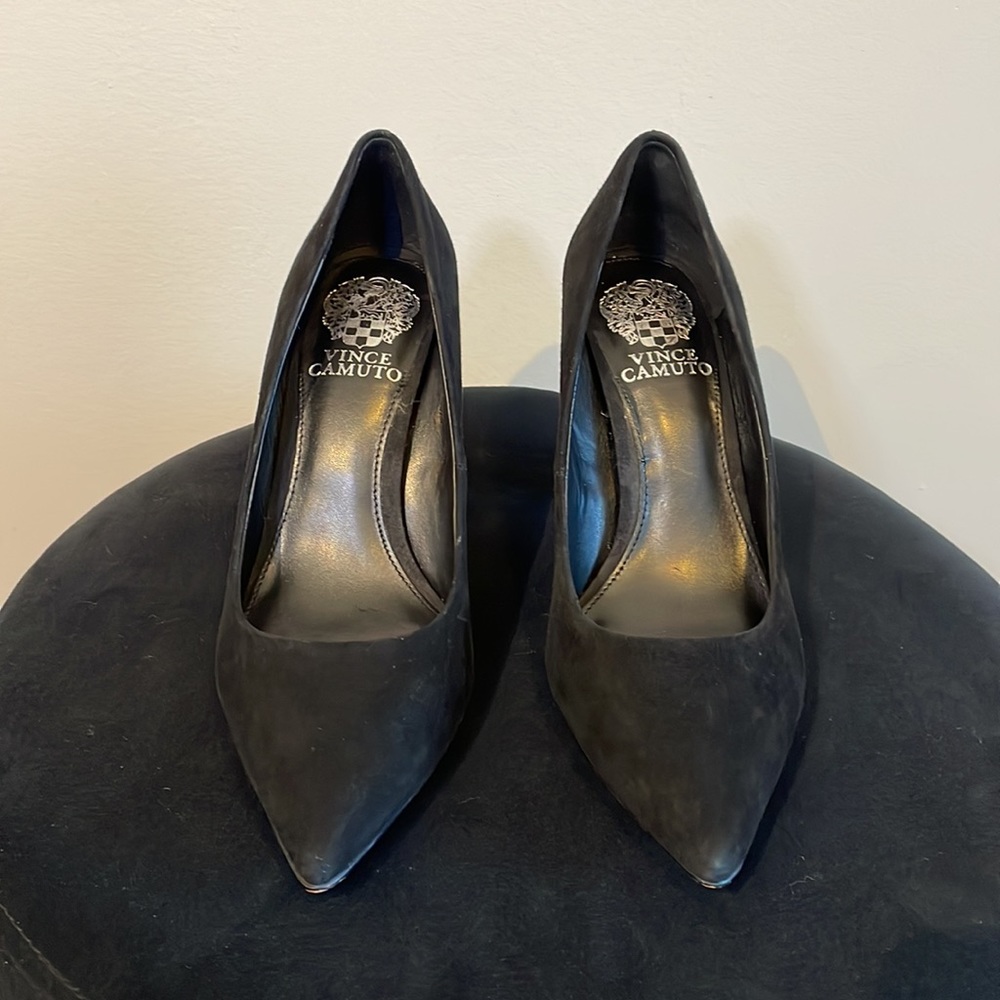 Vince Camuto Suede Pointy Toe High Heel Size 8 Black - Picture 4 of 14